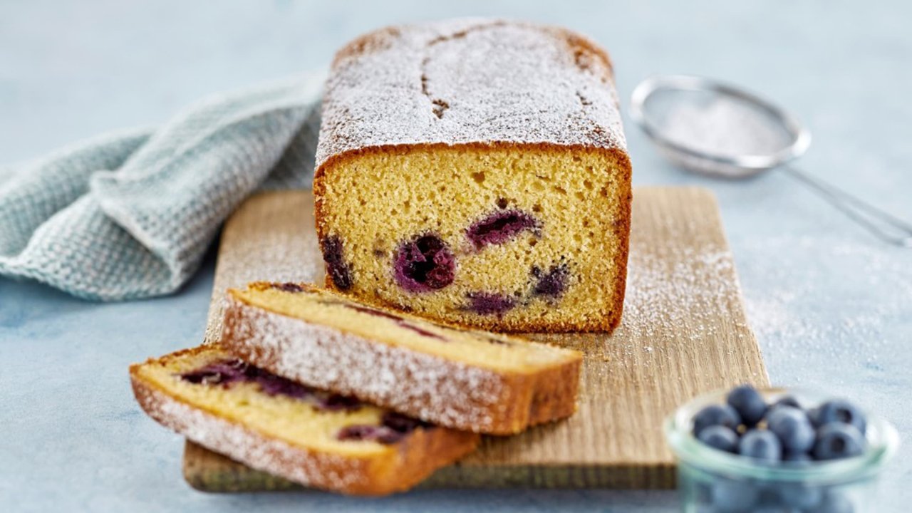 Blueberry Yoghurt Loaf 