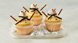 Melting Snowman Cupcakes