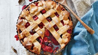 Apple & Blueberry Pie