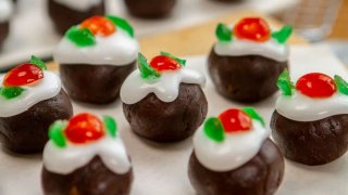 mini christmas puddings