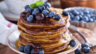 Blueberry Gingerbread Pancakes